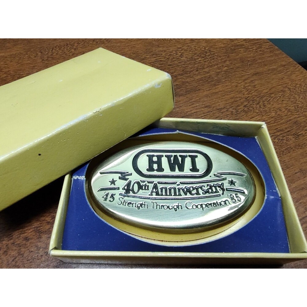 Vintage Brass HWI Advertising Paperweight 40th Anniversary 1945-1985 3" x 2"